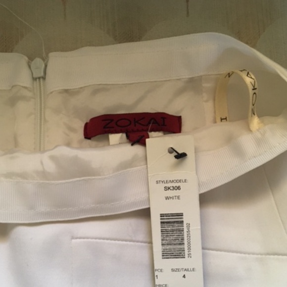 New! Zokai A-line Skirt, white with sateen detail, knee length. Full lining - Picture 4 of 8